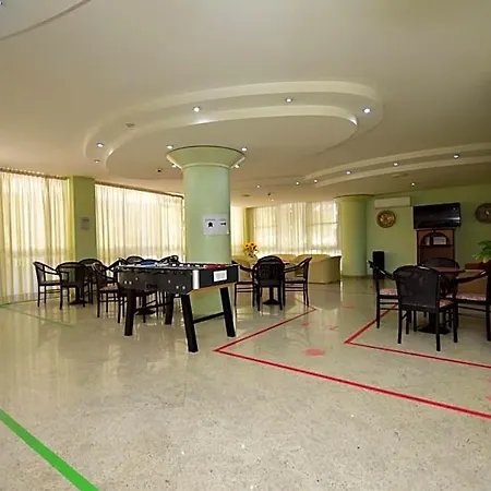 Hotel Como 2*